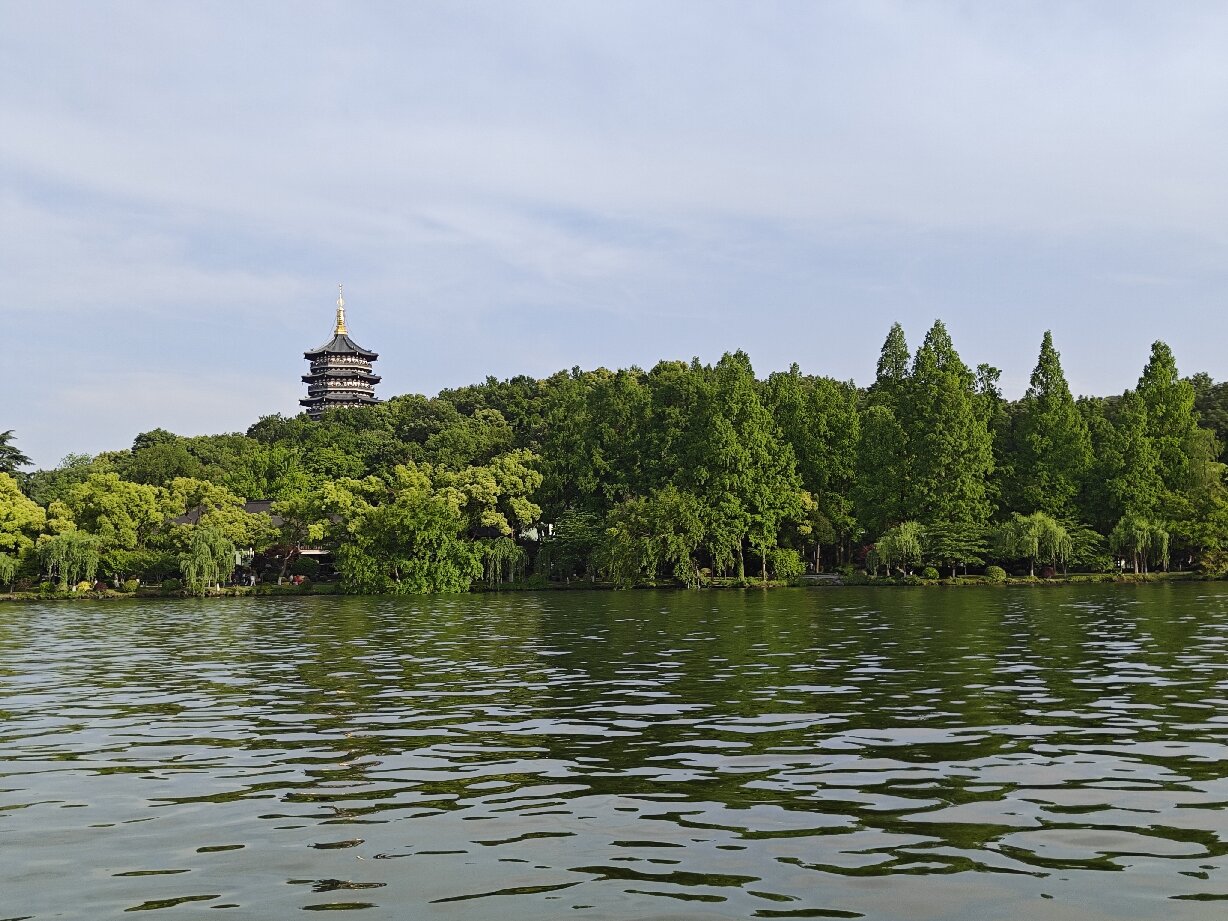 【B1線 零錢旅游】<上海+南京+蘇州+杭州+烏鎮(zhèn)+無錫 雙飛6天團(tuán)>